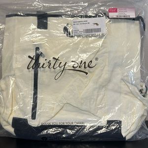 Convertible tote from Thirty One black colorblock